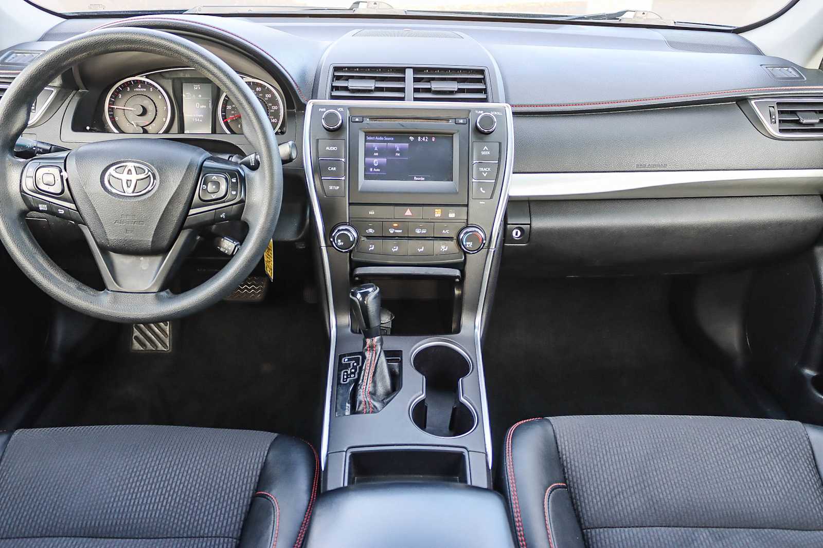 Thumbnail: 2017 Toyota Camry - 11