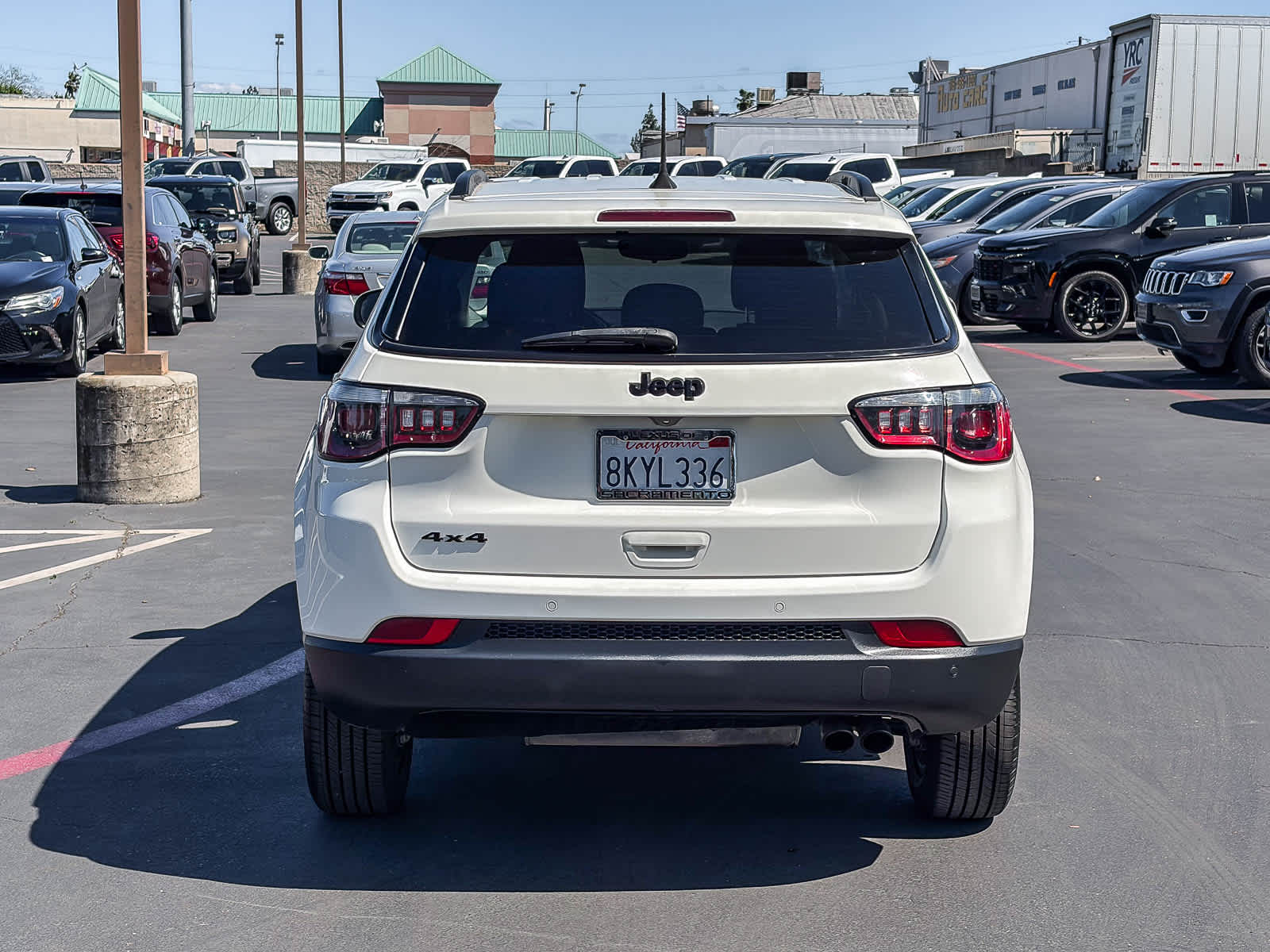 Thumbnail: 2019 Jeep Compass - 3
