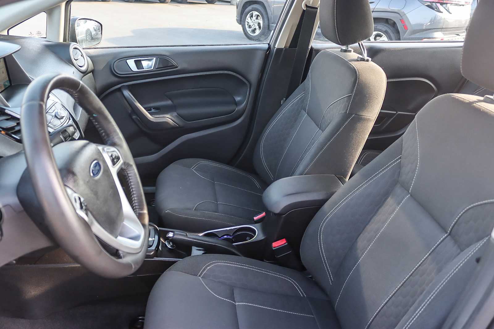 Thumbnail: 2016 Ford Fiesta - 16