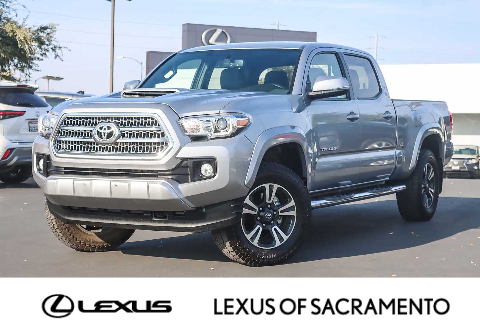 Thumbnail: 2016 Toyota Tacoma - 1