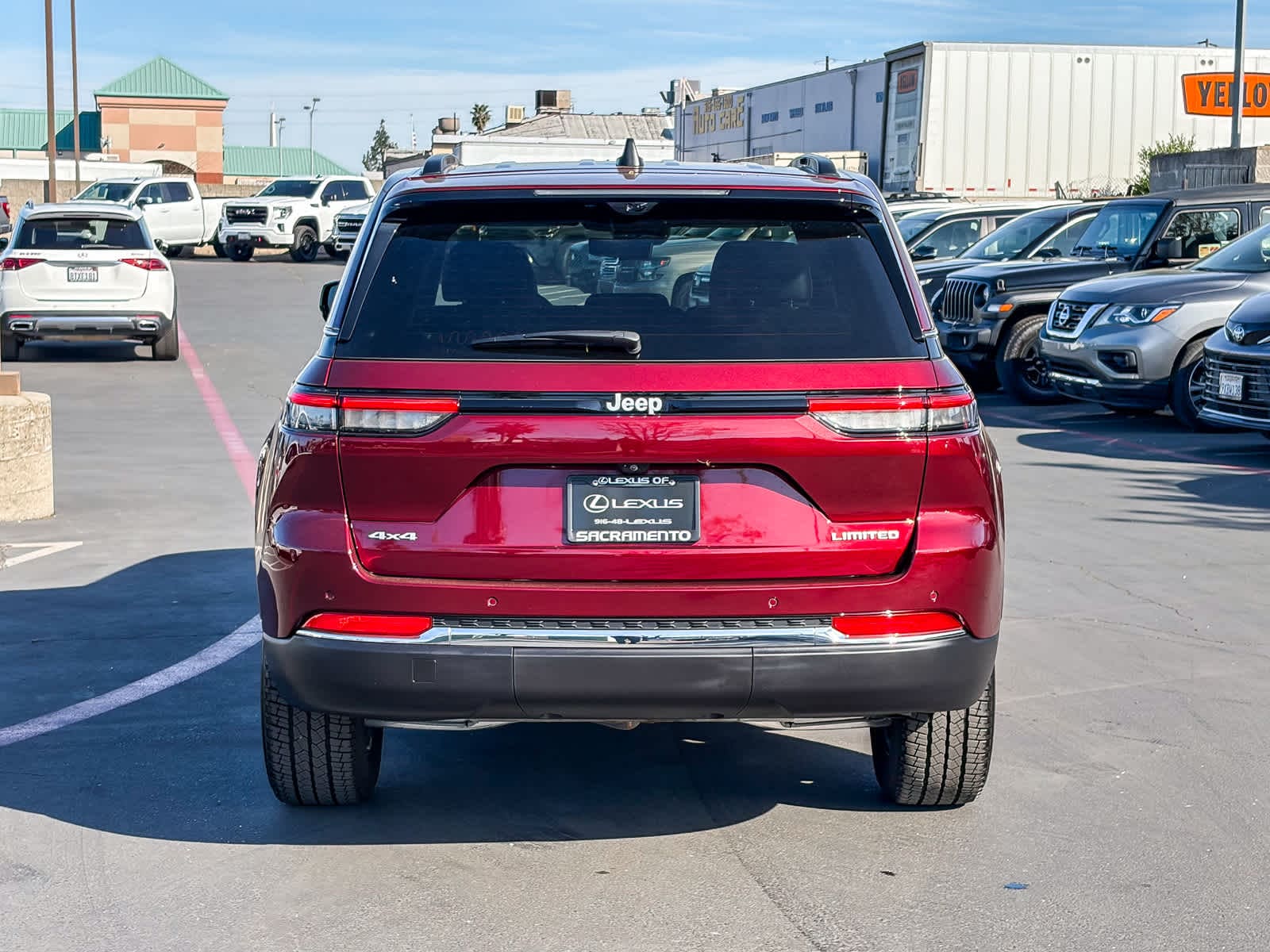 2024 Jeep Grand Cherokee Limited photo 2