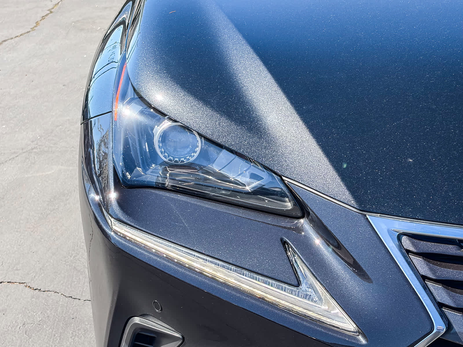 2019 LEXUS NX 300h photo 6