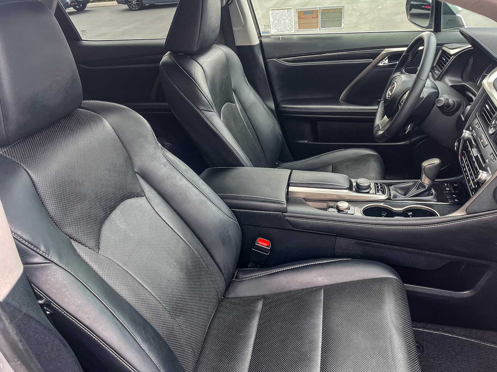 Thumbnail: 2017 Lexus RX - 15