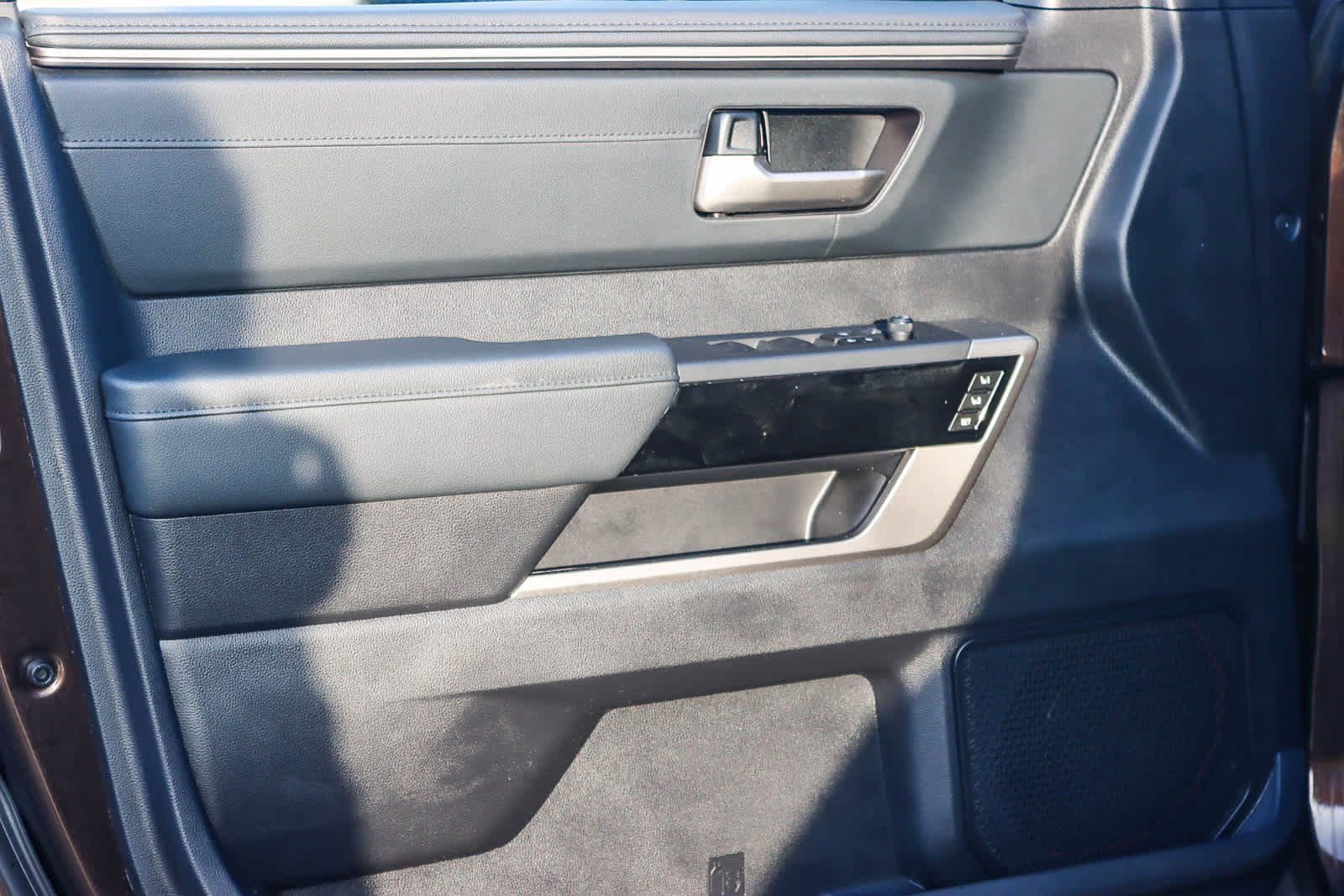 Thumbnail: 2023 Toyota Tundra - 19