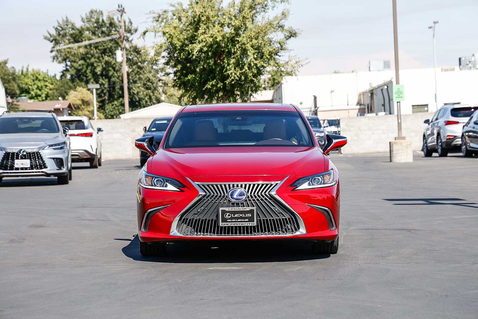 Thumbnail: 2019 Lexus ES - 6