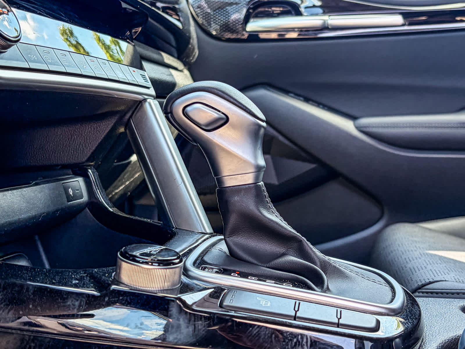 Thumbnail: 2023 Kia Seltos - 22