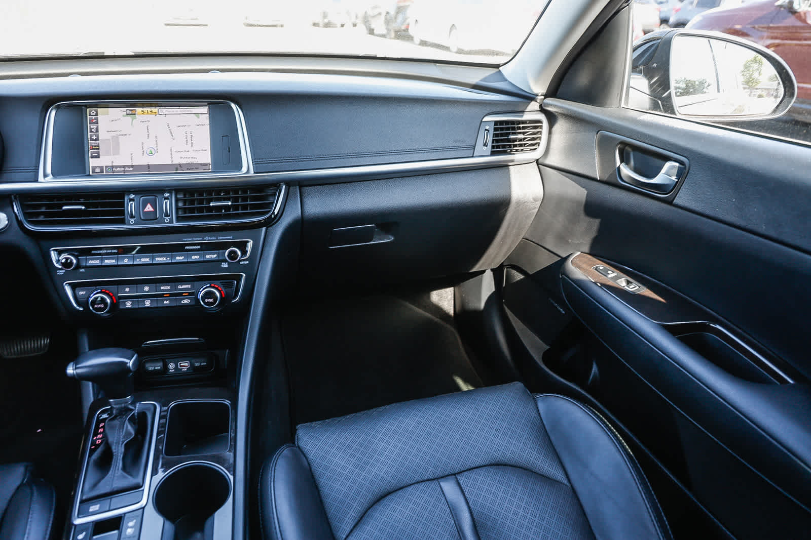 Thumbnail: 2018 Kia Optima - 28