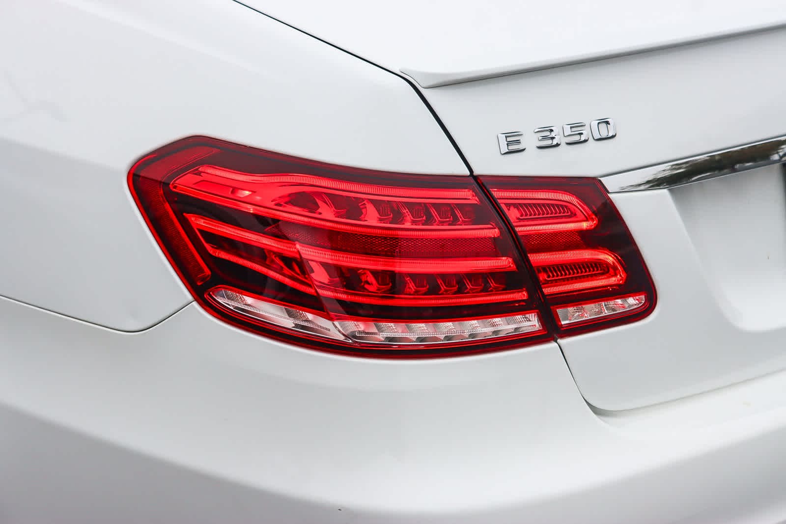 Thumbnail: 2014 Mercedes-Benz E-Class - 8