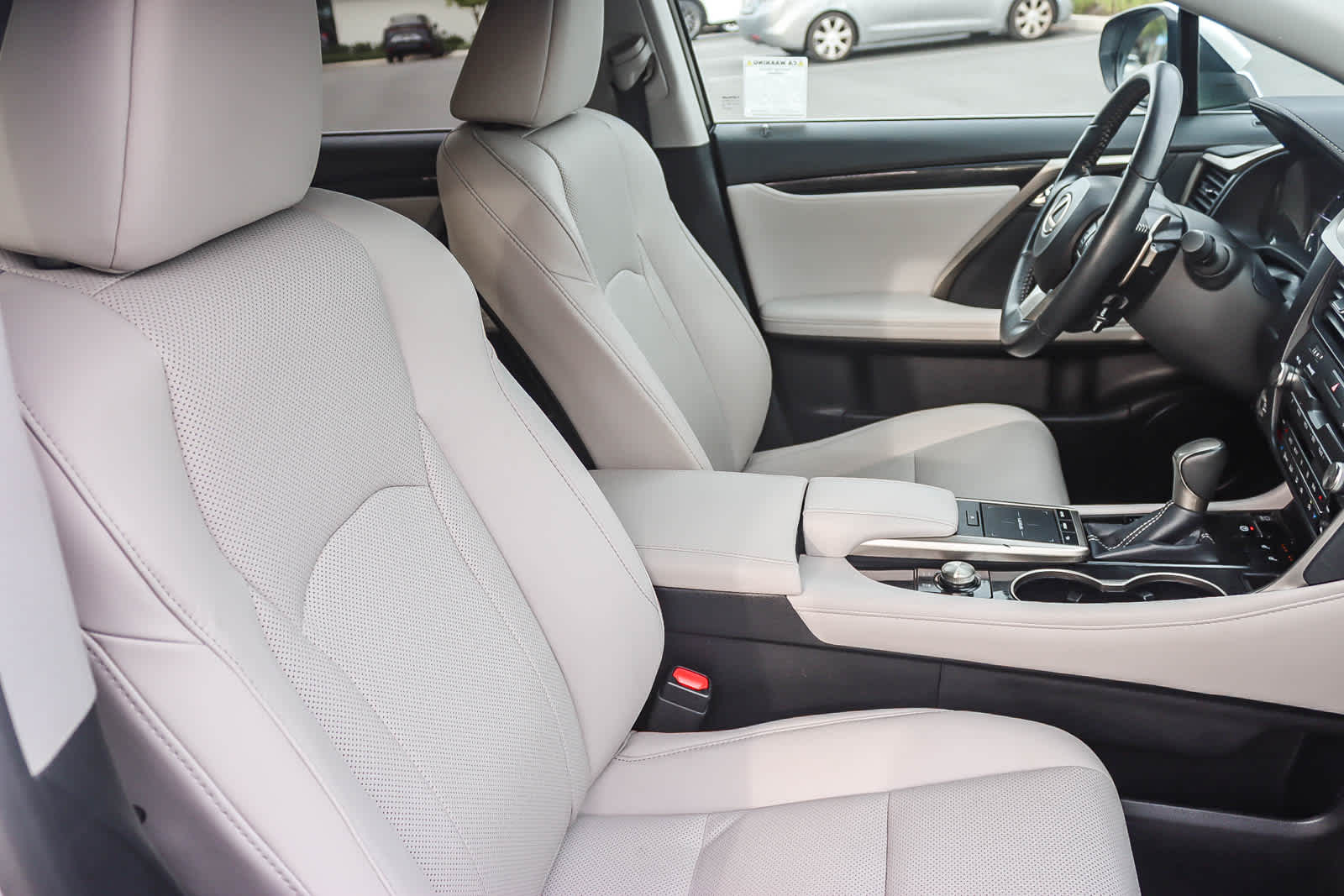 Thumbnail: 2022 Lexus RX - 15