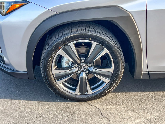 Thumbnail: 2025 Lexus UX - 9