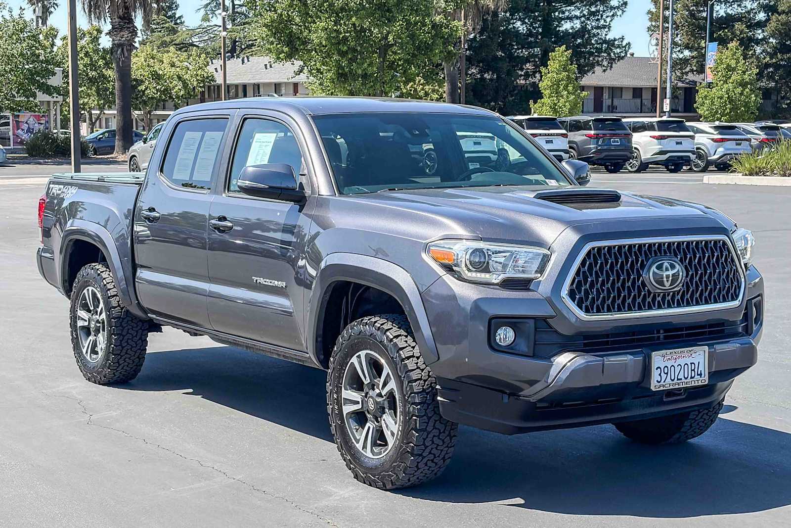 2018 Toyota Tacoma TRD Sport V6 photo 4