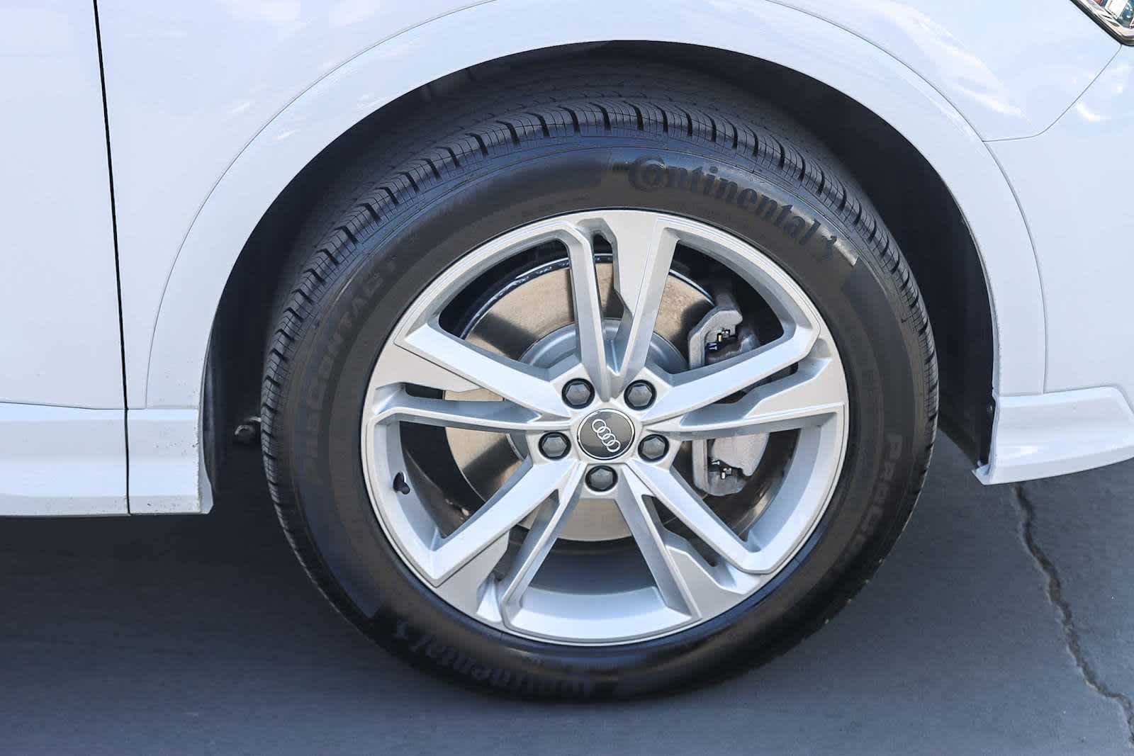 Thumbnail: 2020 Audi Q3 - 12