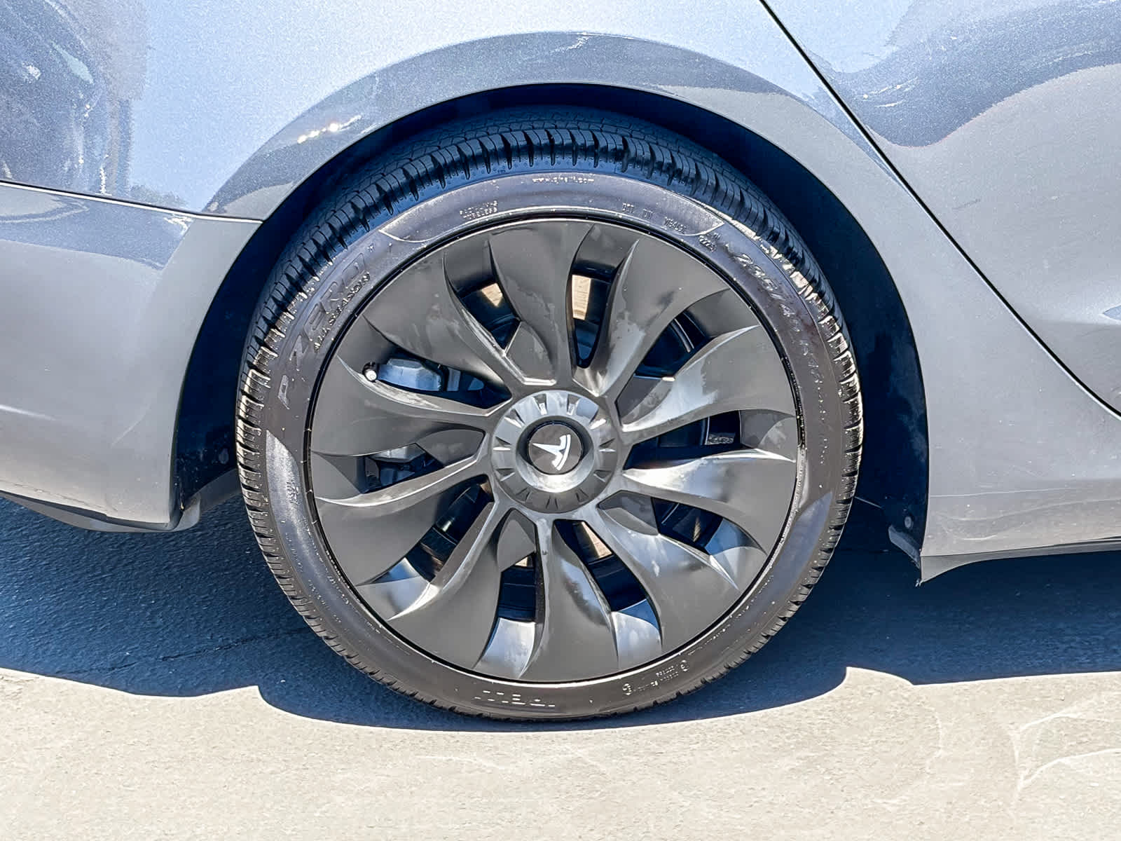 Thumbnail: 2023 Tesla Model 3 - 10