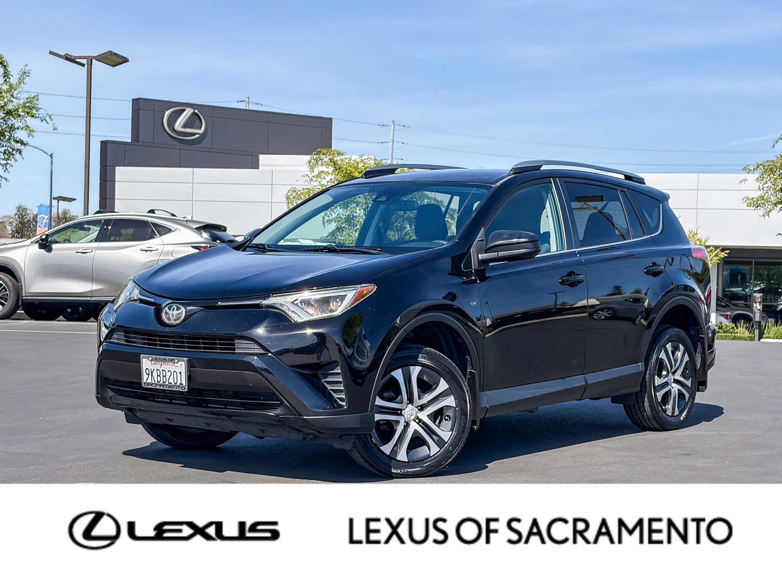 Thumbnail: 2017 Toyota RAV4 - 1