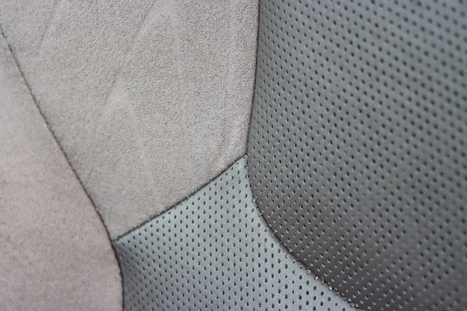 Thumbnail: 2024 Lexus RX - 26