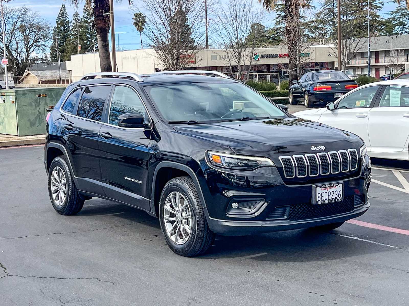 Thumbnail: 2019 Jeep Cherokee - 5