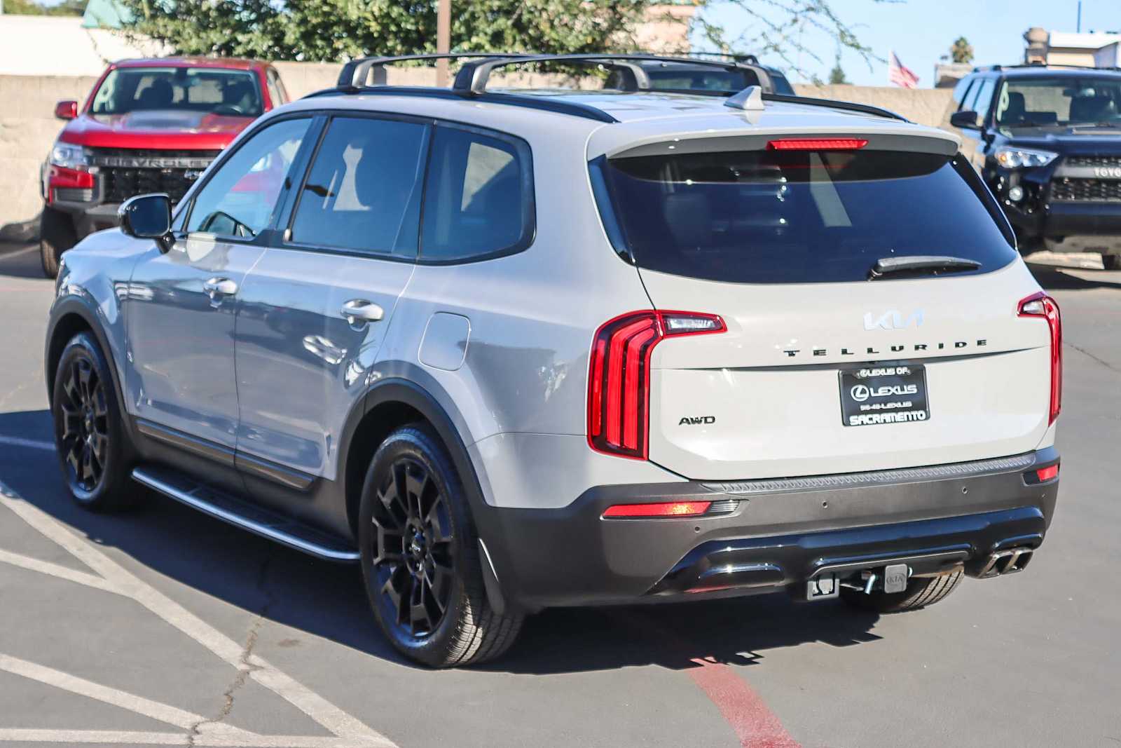 2022 Kia Telluride SX photo 2