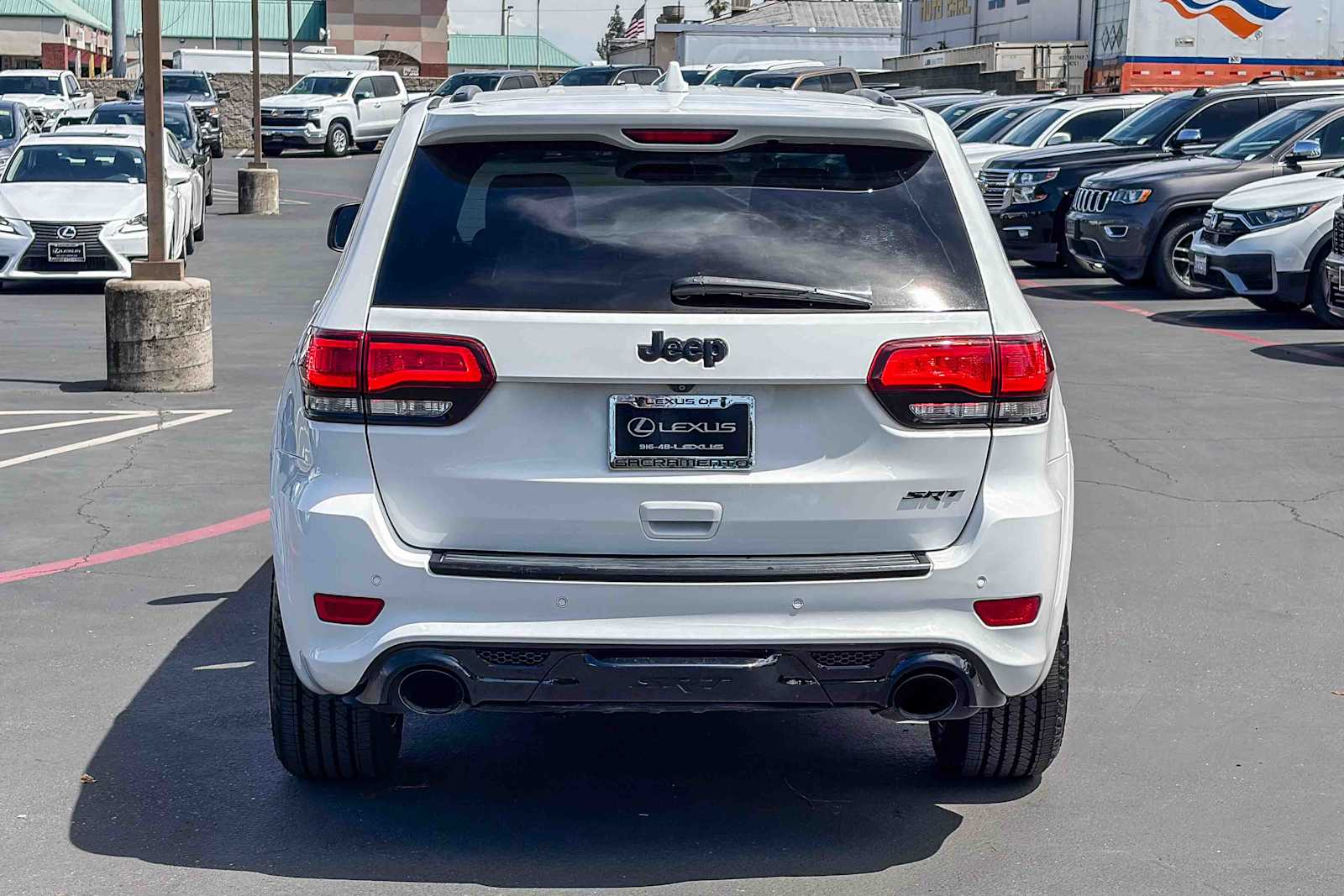 Thumbnail: 2015 Jeep Grand Cherokee - 3