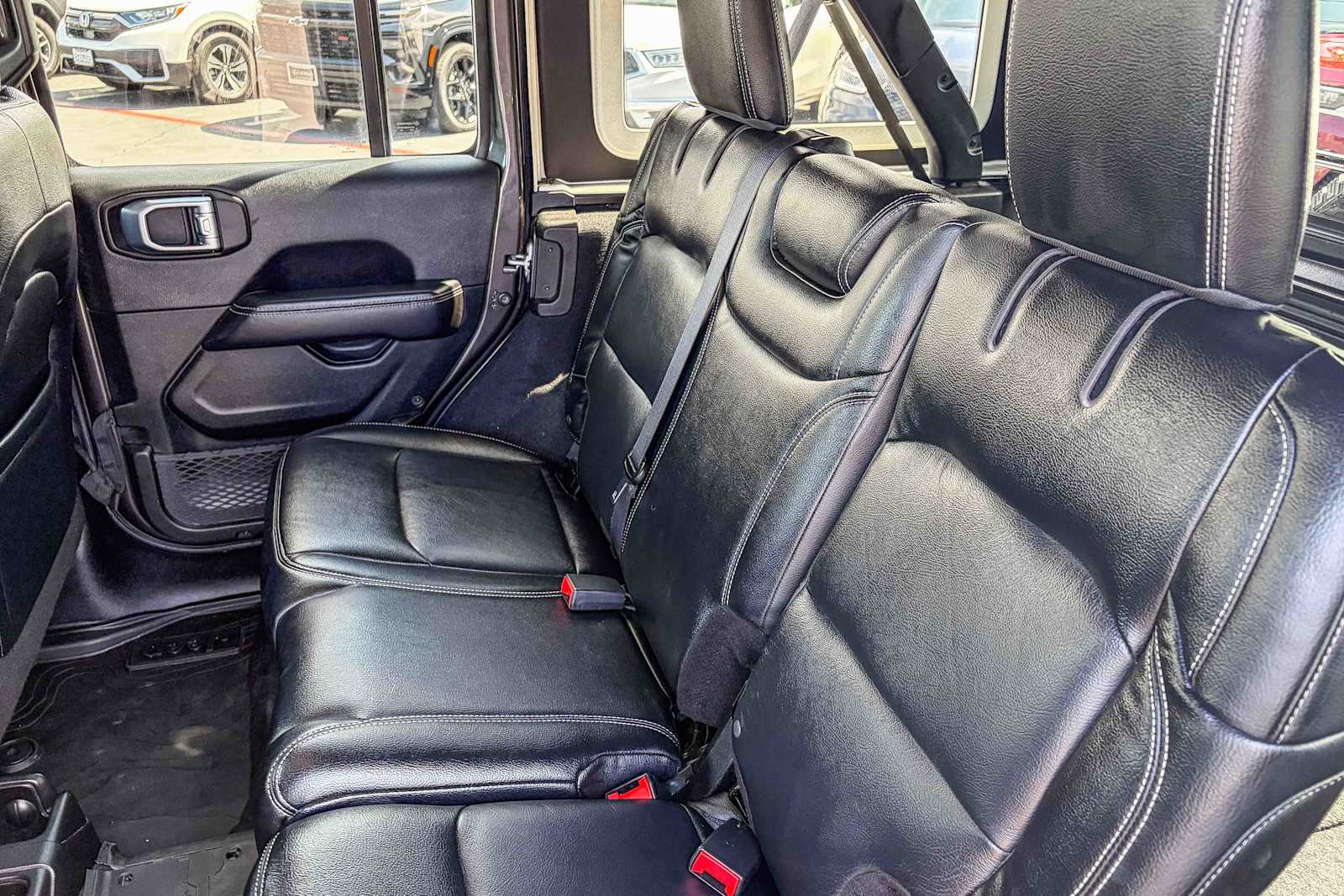 Thumbnail: 2021 Jeep Wrangler - 17