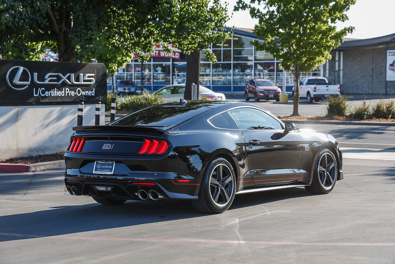 2022 Ford Mustang Mach 1 photo 4