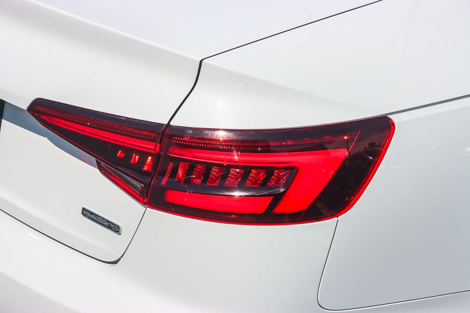 Thumbnail: 2019 Audi A4 - 8
