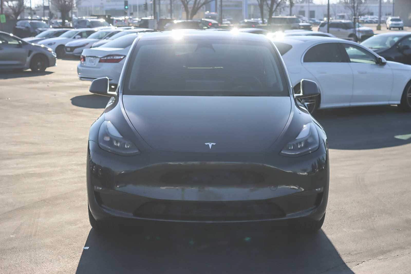Thumbnail: 2023 Tesla Model Y - 6