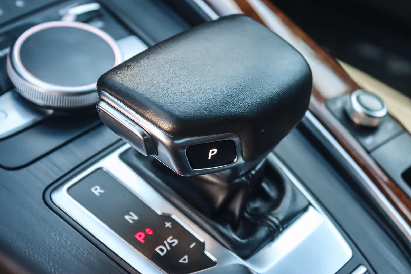 Thumbnail: 2019 Audi A4 - 19