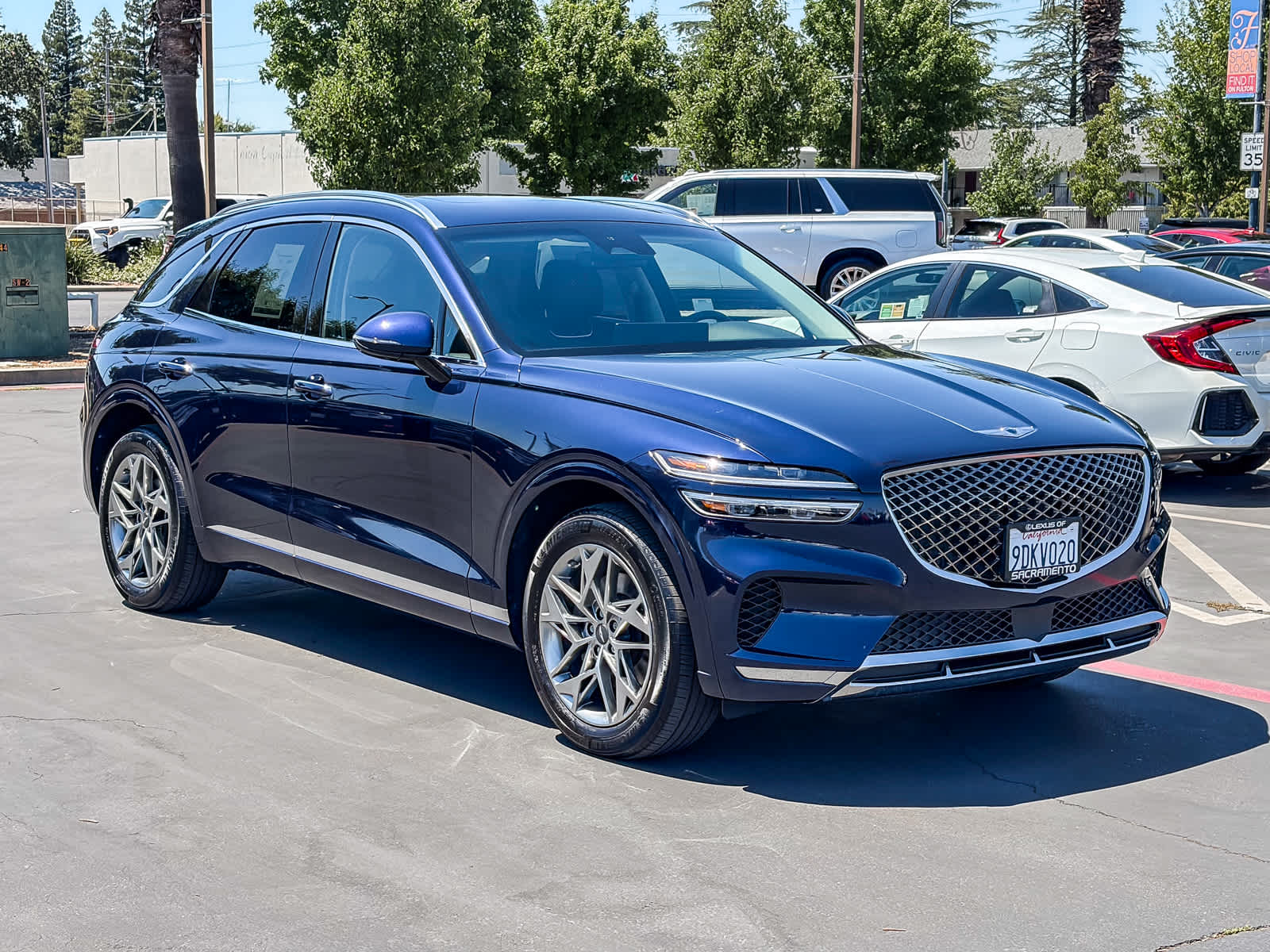 Thumbnail: 2022 Genesis GV70 - 5
