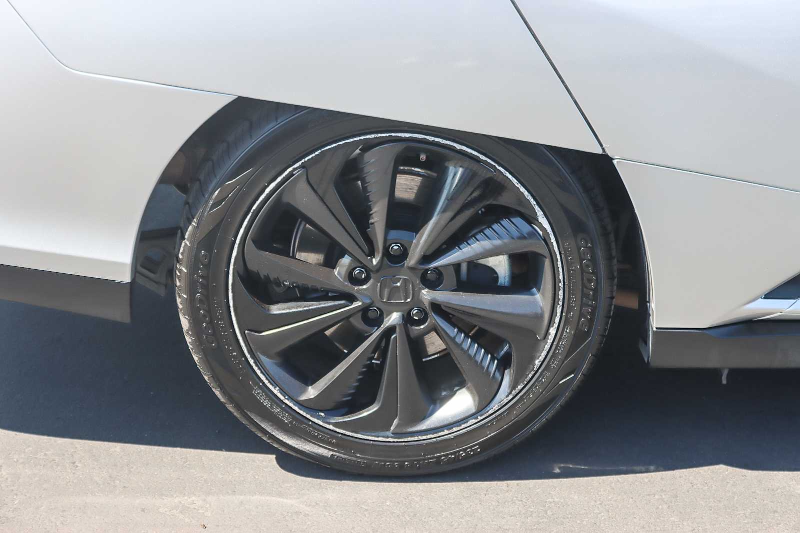 Thumbnail: 2018 Honda Clarity - 10