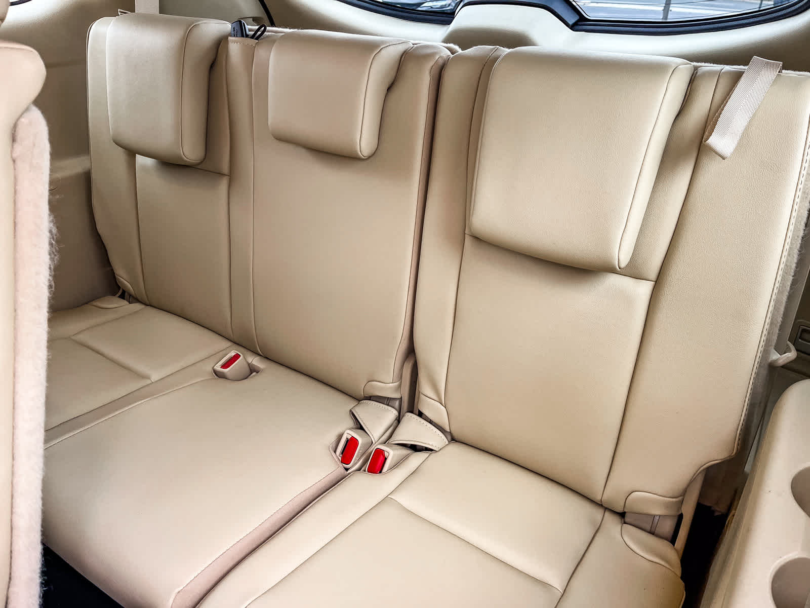 Thumbnail: 2019 Toyota Highlander - 19