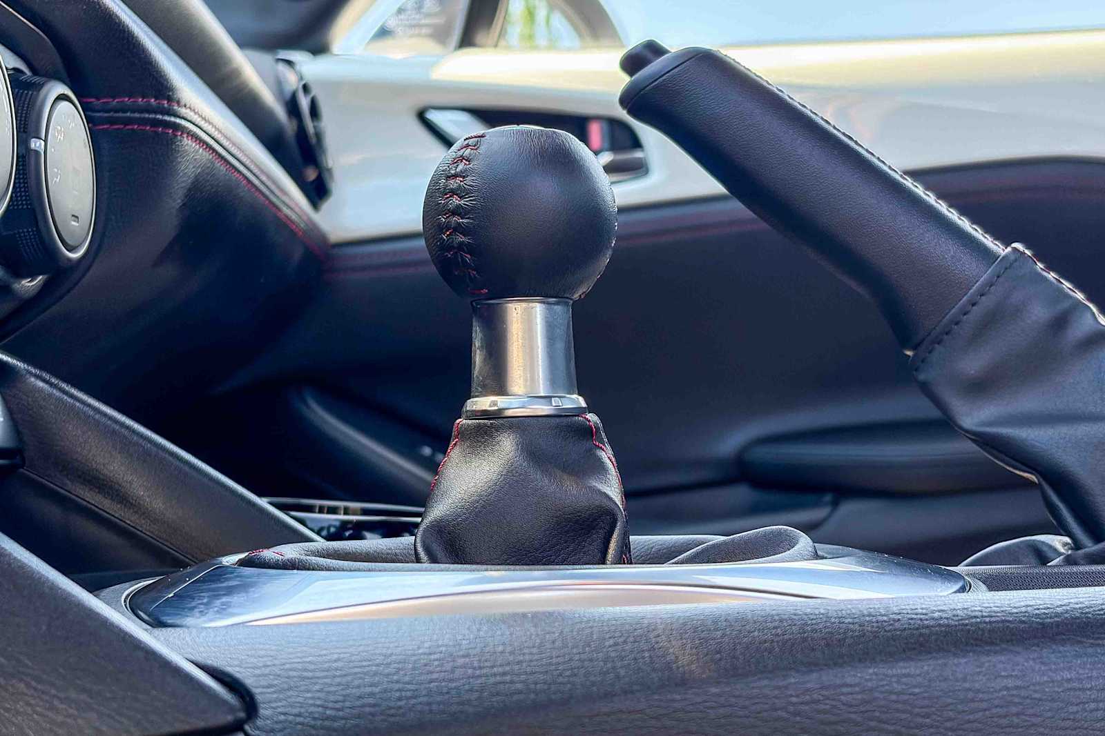 Thumbnail: 2019 Mazda MX-5 Miata - 20