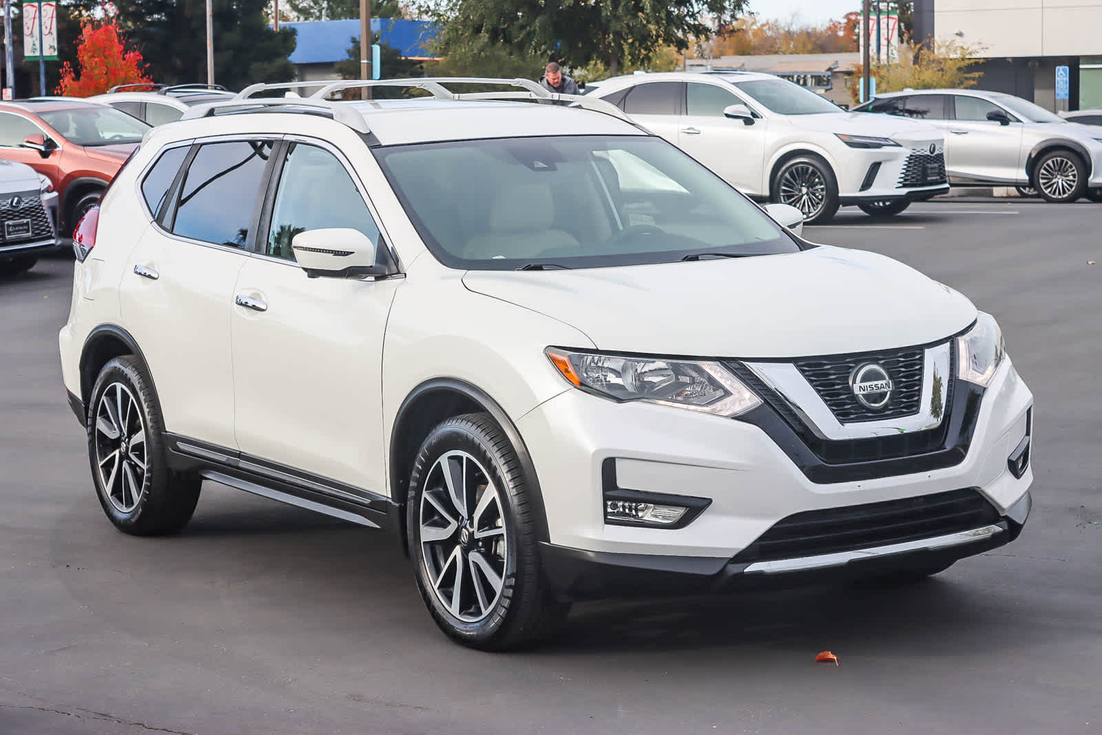 Thumbnail: 2020 Nissan Rogue - 5