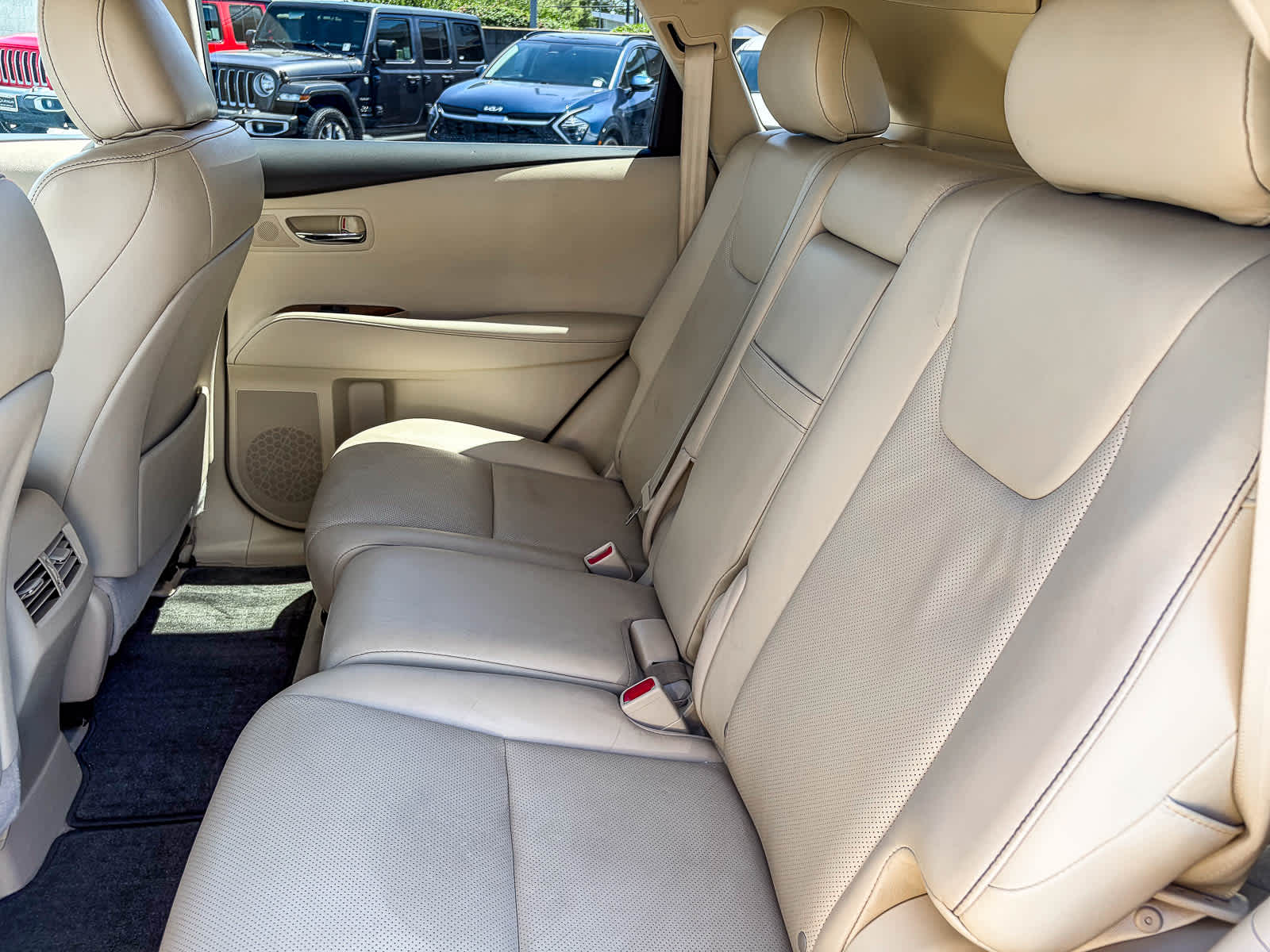 Thumbnail: 2013 Lexus RX - 18