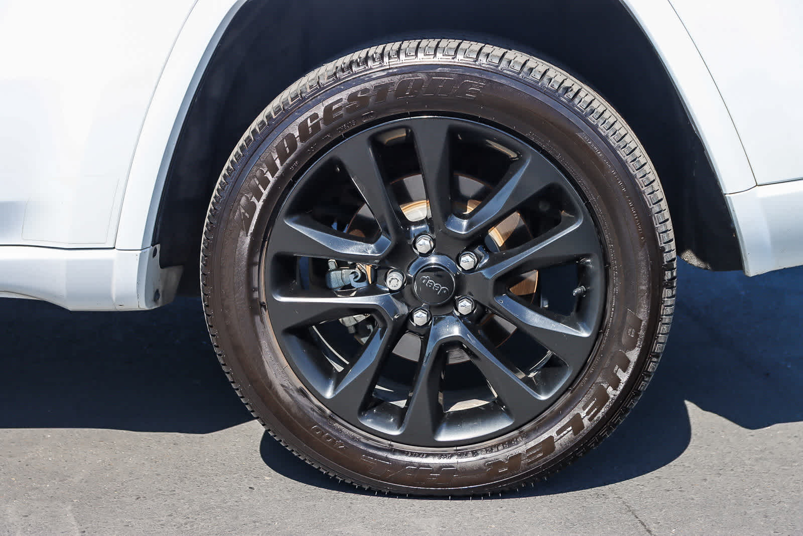 Thumbnail: 2019 Jeep Grand Cherokee - 10