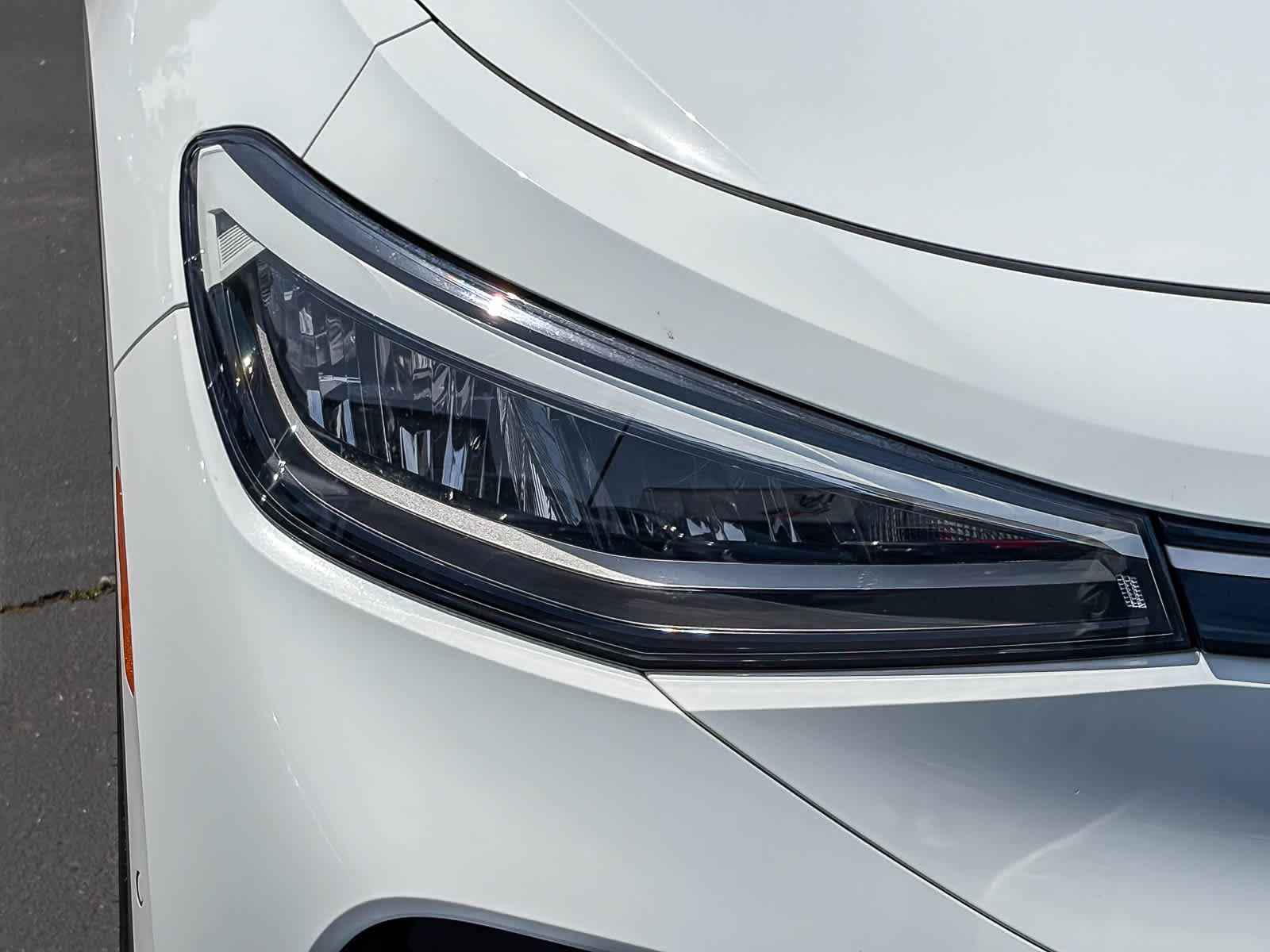 2023 Volkswagen ID.4 Pro photo 6