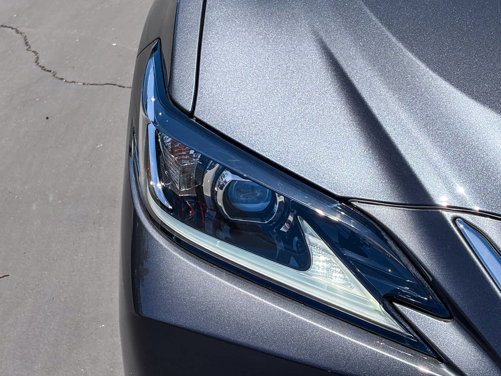 Thumbnail: 2025 Lexus ES - 7