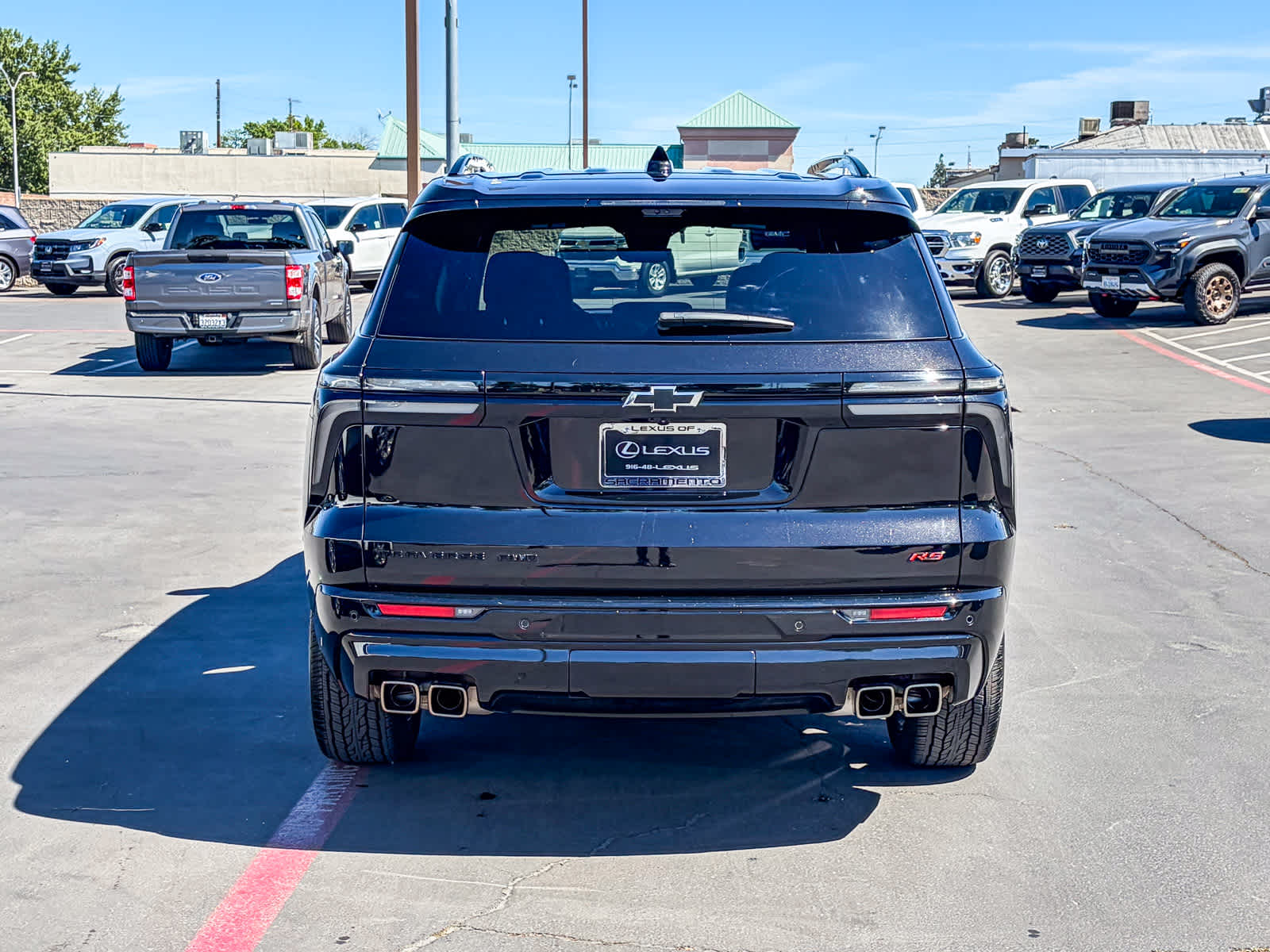 2024 Chevrolet Traverse RS photo 2
