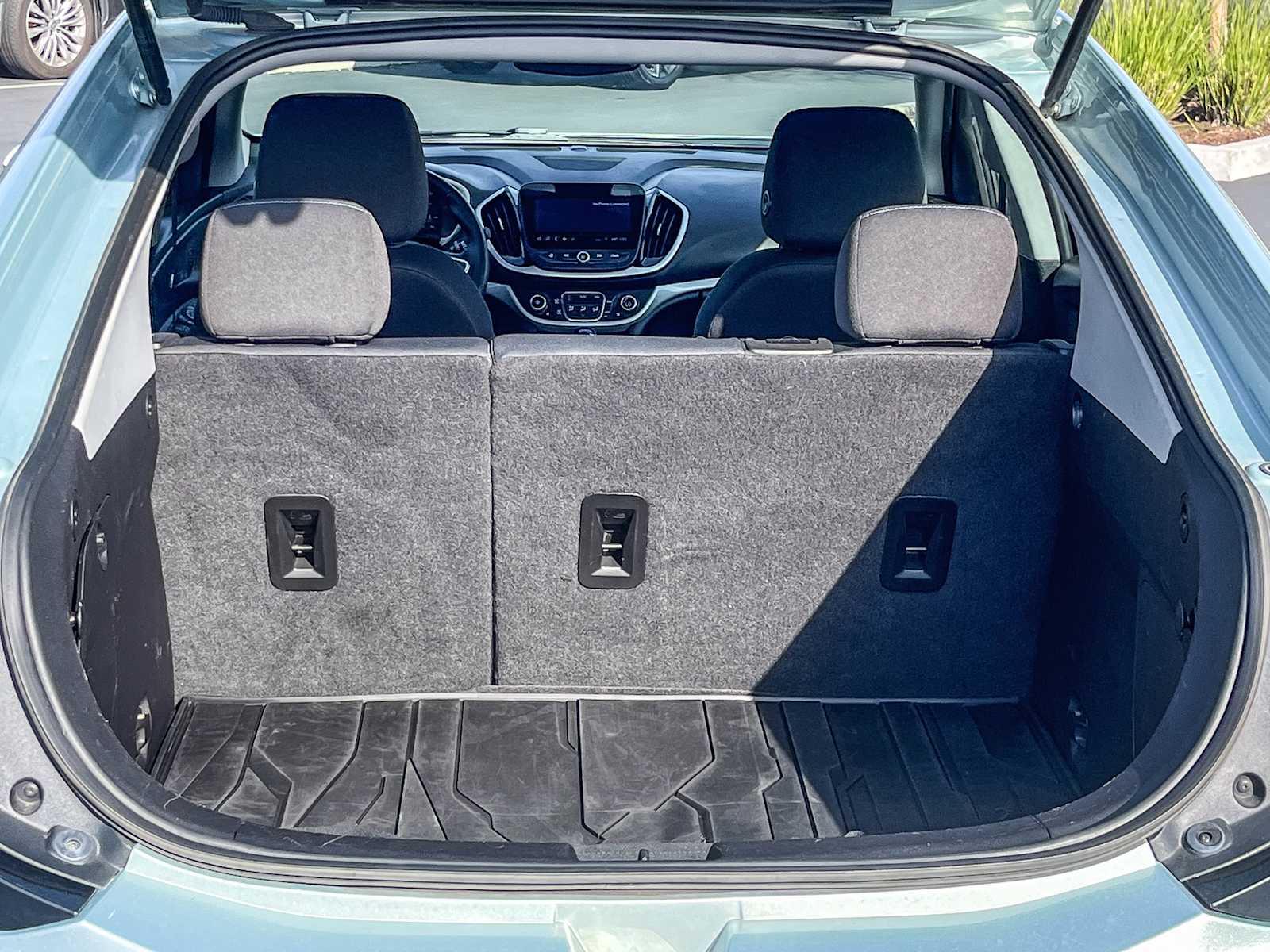 Thumbnail: 2019 Chevrolet Volt - 25