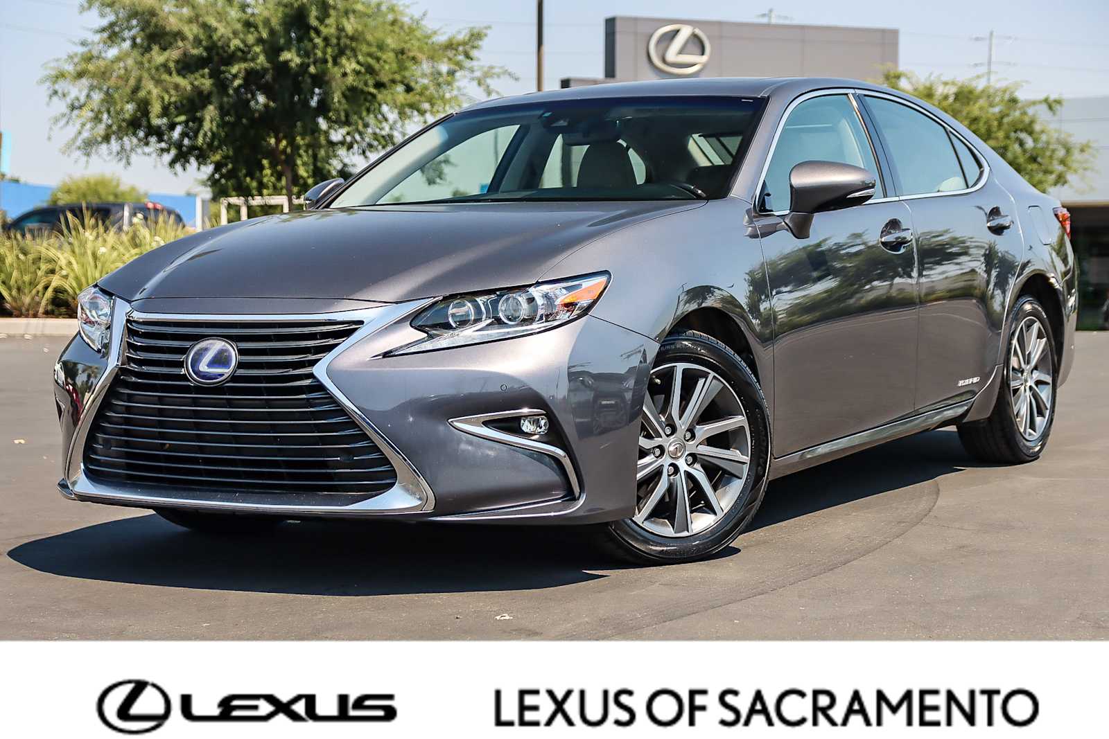 Thumbnail: 2017 Lexus ES - 1