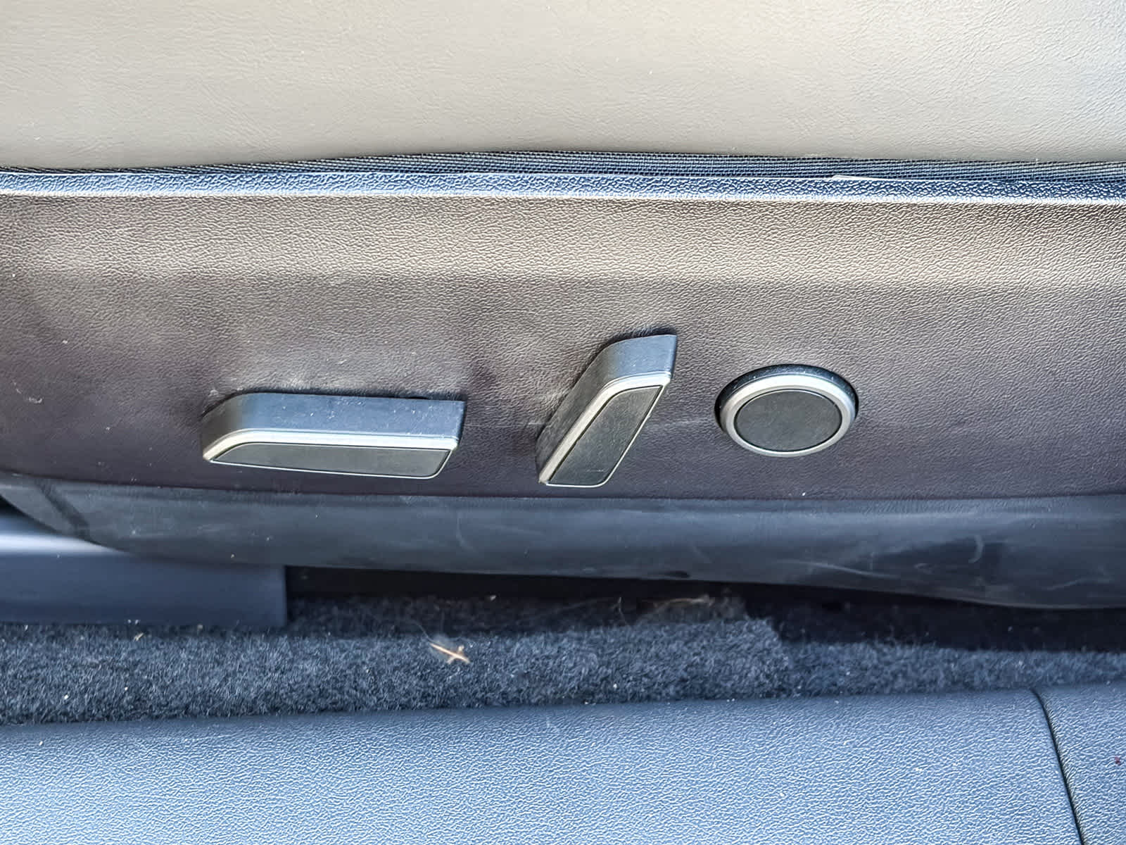 Thumbnail: 2022 Tesla Model 3 - 20