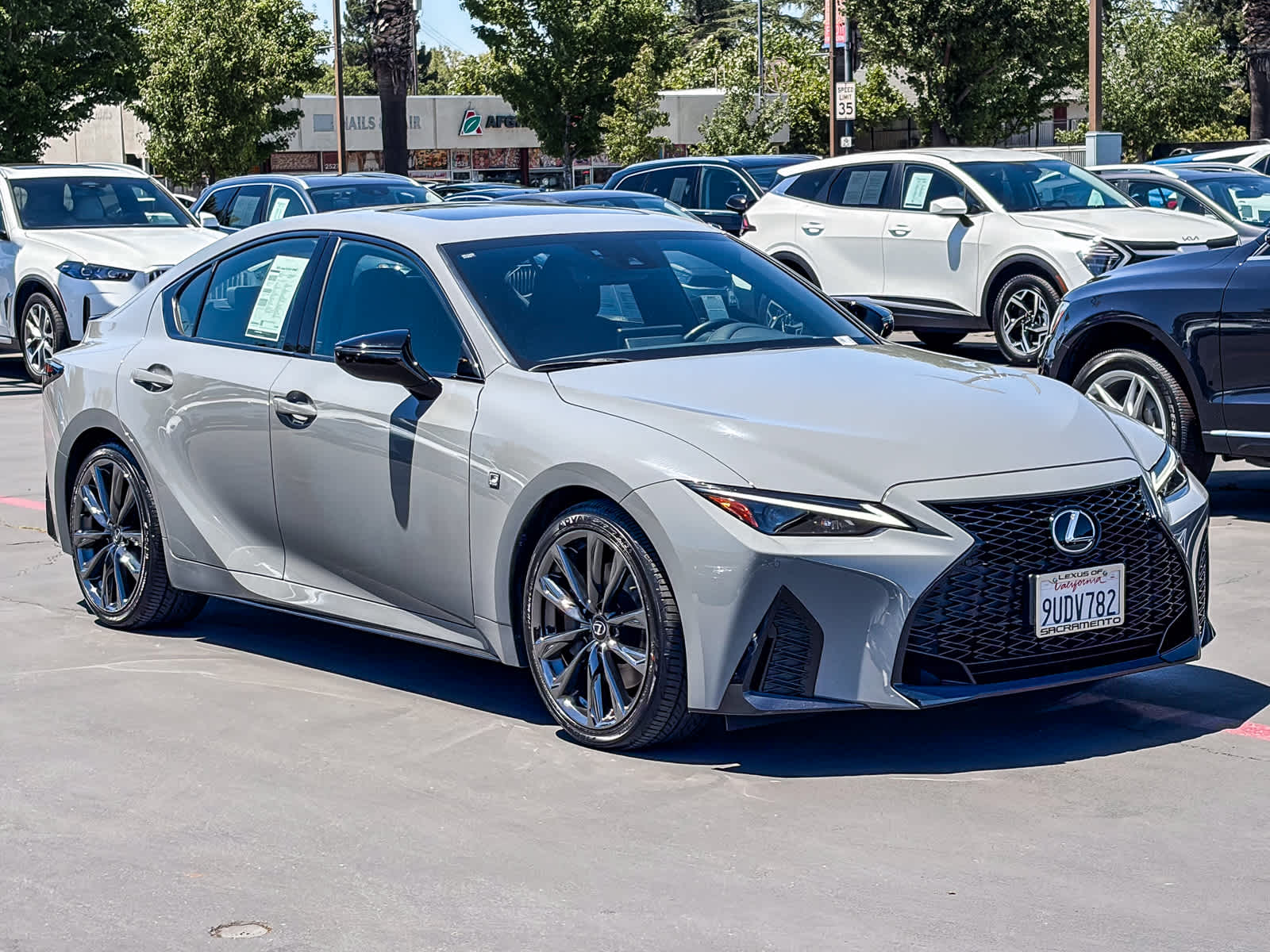 Thumbnail: 2025 Lexus ES - 4