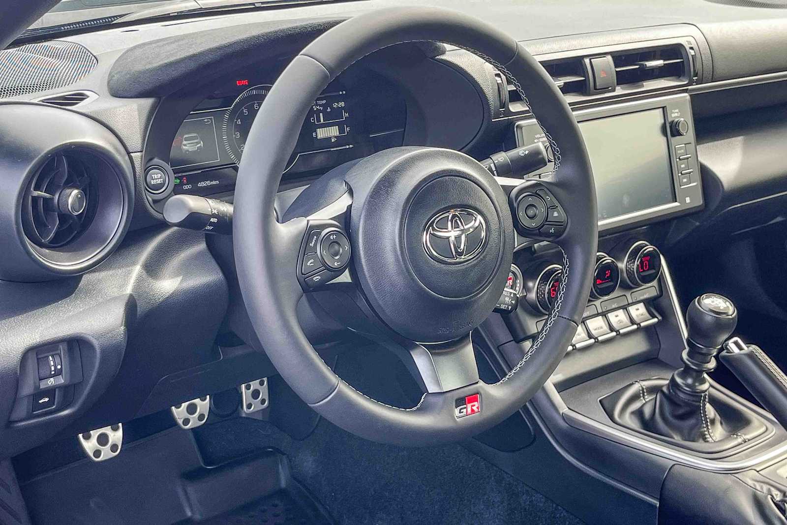 Thumbnail: 2024 Toyota GR86 - 14