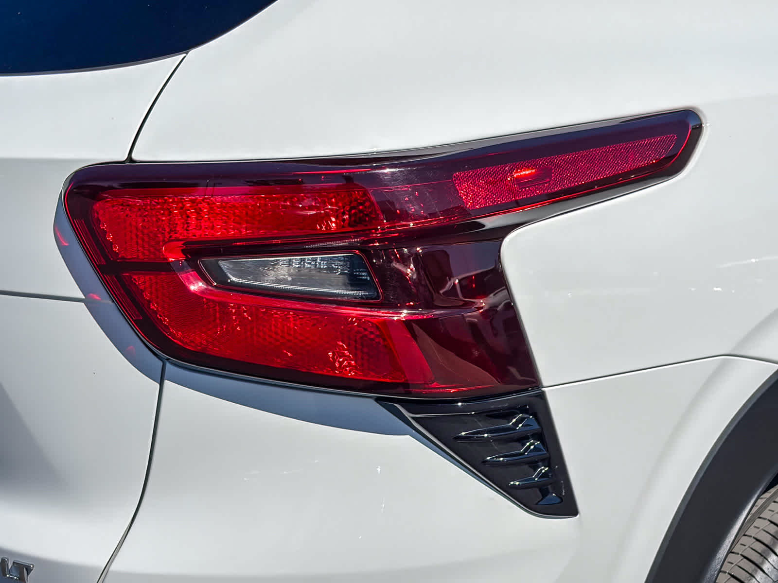 2025 Chevrolet Trax LT photo 3