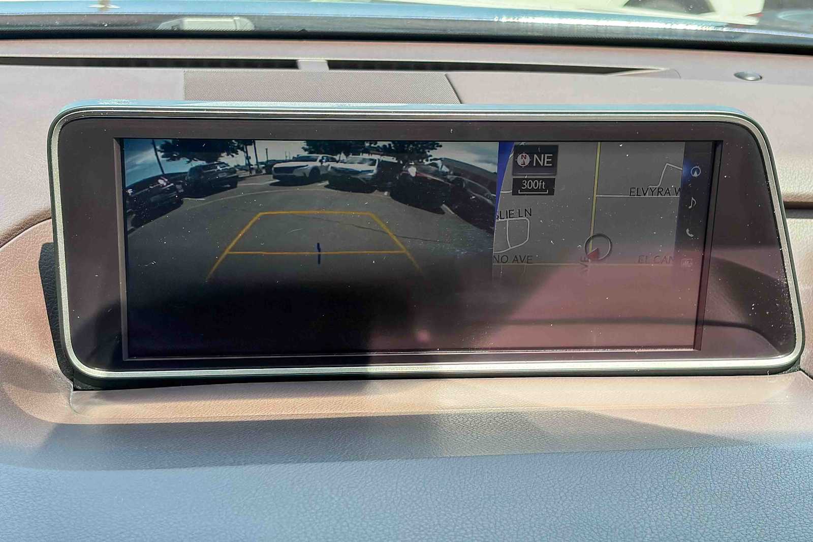 Thumbnail: 2017 Lexus RX - 24