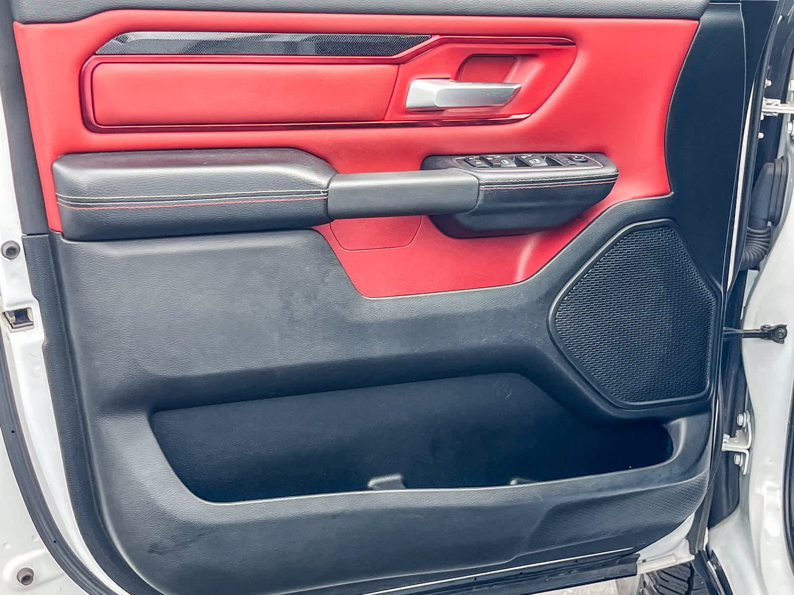 Thumbnail: 2019 RAM 1500 - 19