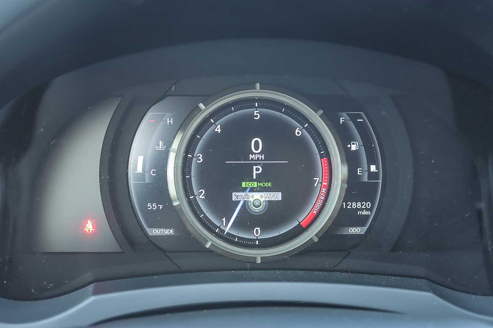 Thumbnail: 2015 Lexus IS - 22