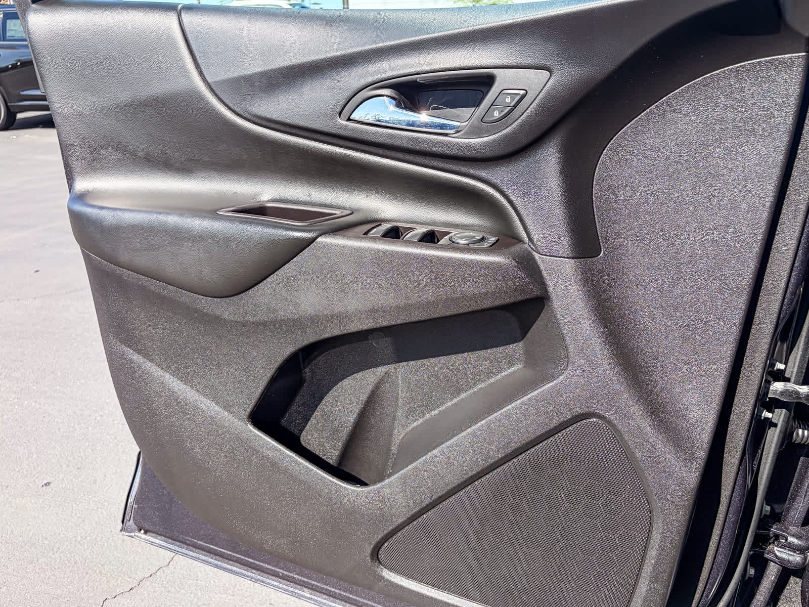 Thumbnail: 2022 Chevrolet Equinox - 19