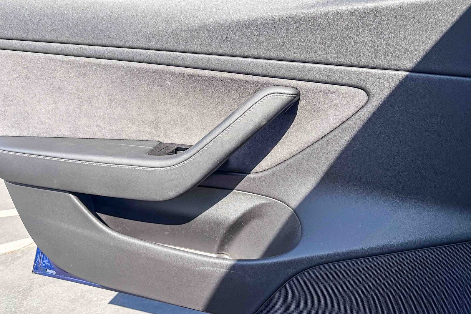 Thumbnail: 2018 Tesla Model 3 - 19