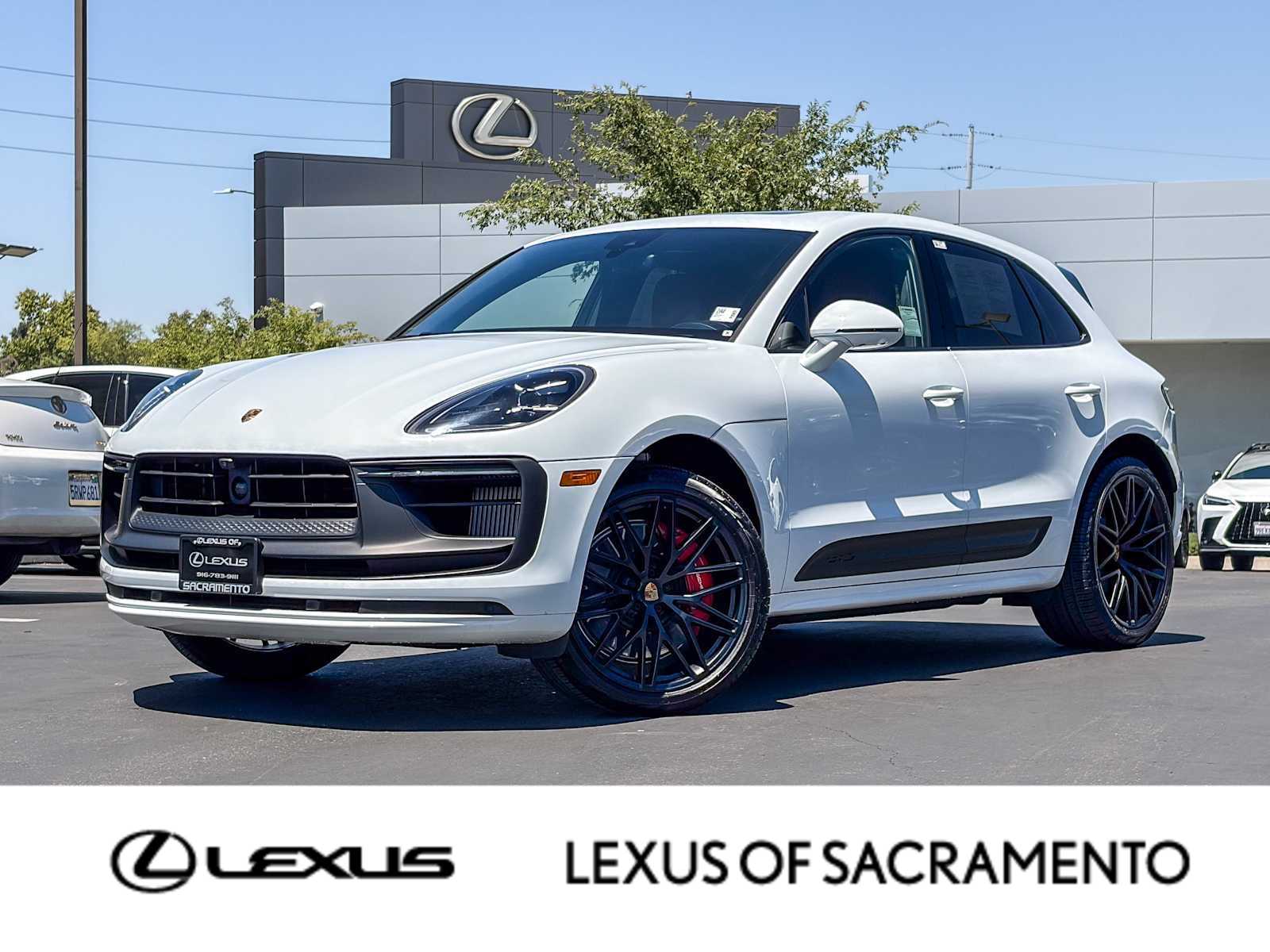 2023 Porsche Macan