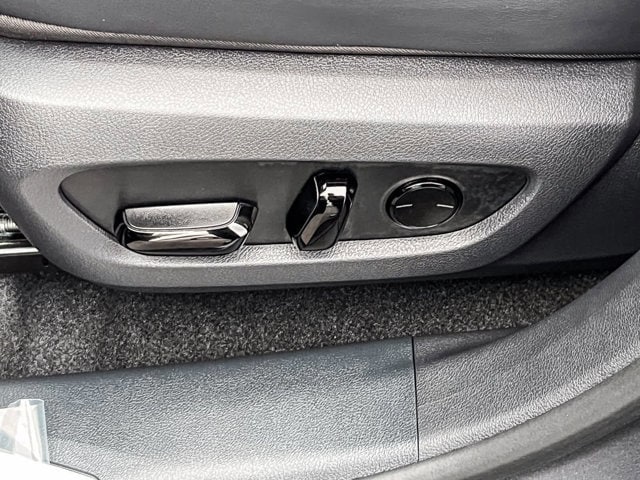 Thumbnail: 2026 Lexus RX - 22